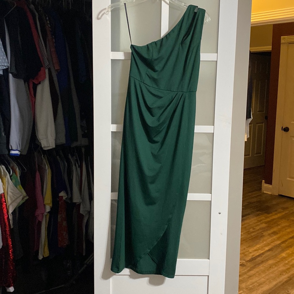 Green Semi Formal Dress -Small